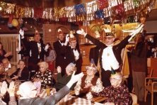 1980-Bombakkes-Bezoek-Huize-Norbertus-01