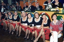 1983-Bombakkes-bij-de-Waggelaarsbal-09