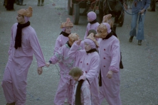 1981-Bombakkes-Deelname-Optocht-St.-Augustinusstichting-07