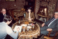 1982-Bombakkes-Contract-ondertekening-01