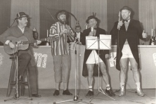 1983-Bombakkes-Zitting-01