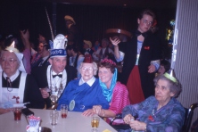 1990-Bombakkes-Gast-in-Huize-Norbertus-03