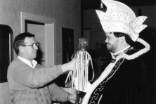 1990-Bombakkes-Prinsenfoto-maken-bij-Bosten-08