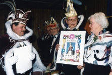 1992-Bombakkes-Bezoek-bij-Waggelaarsbal-06