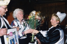 1992-Bombakkes-Bezoek-bij-Waggelaarsbal-07