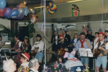 1994-Bombakkes-Bezoek-Huize-Norbertus-03