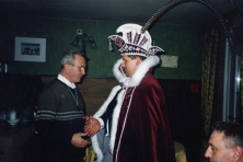 2001-Bombakkes-Uitreiking-Onderscheiding-01