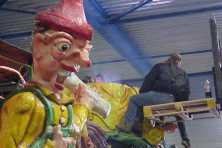 2002-Bombakkes-Optocht-Bouwen-wagen-Vriendengroep-Davy-Goertz-20