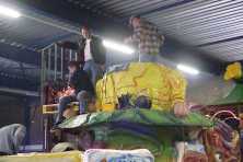 2002-Bombakkes-Optocht-Bouwen-wagen-Vriendengroep-Davy-Goertz-28