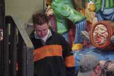 2002-Bombakkes-Optocht-Bouwen-wagen-Vriendengroep-Davy-Goertz-71