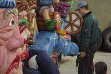 2002-Bombakkes-Optocht-Bouwen-wagen-Vriendengroep-Davy-Goertz-78