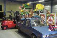 2002-Bombakkes-Optocht-Bouwen-wagen-Vriendengroep-Davy-Goertz-87