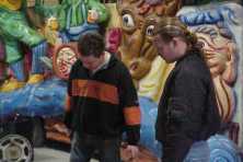 2002-Bombakkes-Optocht-Bouwen-wagen-Vriendengroep-Davy-Goertz-93