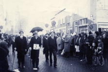 1950er-jaren-Carnavalsoptocht-Zandstraat-03