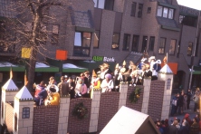 1970er-jaren-Bombakkes-Carnavalsoptocht-10