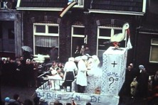 1_1970er-jaren-Bombakkes-Carnavalsoptocht-07