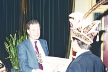 1982-Bombakkes-Uitreiking-Bombakkeskrant-03