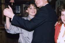 1987-Bombakkes-Krant-uitreiking-17a