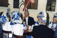 1999-Bombakkeskrantuitreiking-20