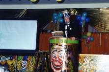 2001-Bombakkes-Krantuitreiking-en-CD-Precentatie-02