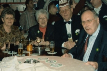 2006-Bombakkeskrantuitreiking-05