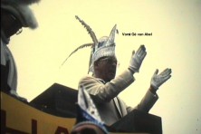 1981-Bombakkes-Carnavalsoptocht-02-Vorst-Ge-
