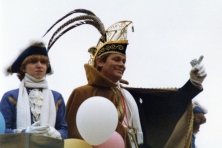 1981-Bombakkes-Carnavalsoptocht-10