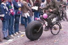 1981-Bombakkes-Carnavalsoptocht-24