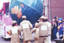 1_1981-Bombakkes-Carnavalsoptocht-11