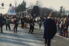 1983-Bombakkes-Carnavalsoptocht-de-Bolderkar-05