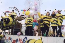 1999-Bombakkes-Optocht-Vriendengroep-Davy-Goertz-02