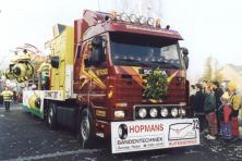 1999-Bombakkes-Optocht-Vriendengroep-Davy-Goertz-03
