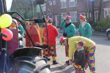 2001-Bombakkes-Carnavalsoptocht-Vriendengroep-Davy-Goertz-32