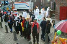 2003-Bombakkes-Carnavalsoptocht-gezien-vanaf-Ex-Prinsenwagen-12