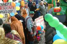 2003-Bombakkes-Carnavalsoptocht-gezien-vanaf-Ex-Prinsenwagen-13
