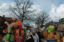 2003-Bombakkes-Carnavalsoptocht-gezien-vanaf-Ex-Prinsenwagen-56