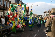 2006-Bombakkes-Carnavalsoptocht-Batucada-Tropicana-053