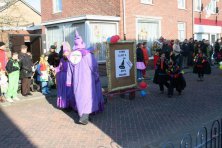 2006-Bombakkes-Carnavalsoptocht-in-de-Steendalerstraat-008