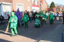2006-Bombakkes-Carnavalsoptocht-in-de-Steendalerstraat-011