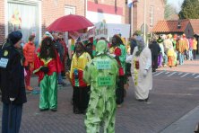 2006-Bombakkes-Carnavalsoptocht-in-de-Steendalerstraat-026