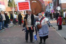2006-Bombakkes-Carnavalsoptocht-in-de-Steendalerstraat-034