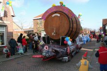 2006-Bombakkes-Carnavalsoptocht-in-de-Steendalerstraat-037