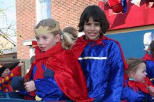 2006-Bombakkes-Carnavalsoptocht-in-de-Steendalerstraat-052