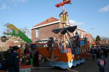 2006-Bombakkes-Carnavalsoptocht-in-de-Steendalerstraat-059