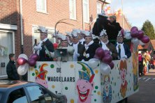 2006-Bombakkes-Carnavalsoptocht-in-de-Steendalerstraat-081