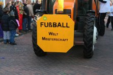 2006-Bombakkes-Carnavalsoptocht-in-de-Steendalerstraat-083