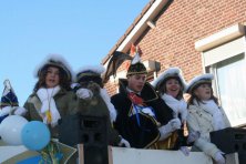 2006-Bombakkes-Carnavalsoptocht-in-de-Steendalerstraat-099