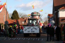 2006-Bombakkes-Carnavalsoptocht-in-de-Steendalerstraat-121