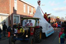 2006-Bombakkes-Carnavalsoptocht-in-de-Steendalerstraat-124