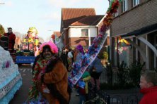 2006-Bombakkes-Carnavalsoptocht-in-de-Steendalerstraat-125